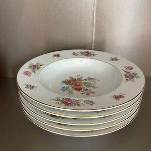 Exquisite Noritake Dresgay 3038 Japan‎ Gold-Rimmed 8 1/8” Fruit/Dessert Bowls